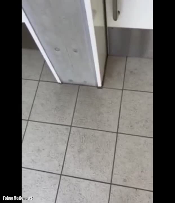 多目的トイレ 突撃 ①