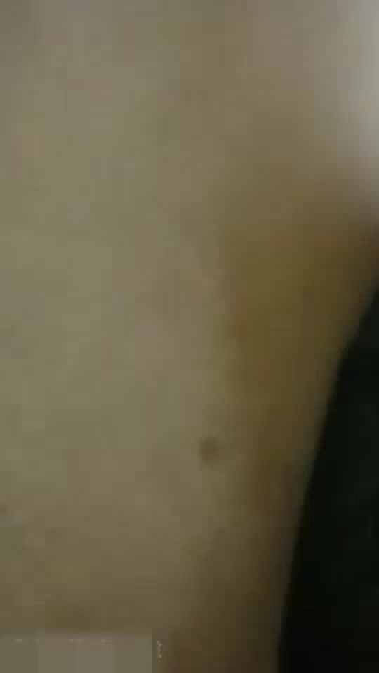 【盗撮動画】友達に裏切られたJKちゃん、自宅前で撮影したパンチラ動画をSNSで拡散される被害・・・