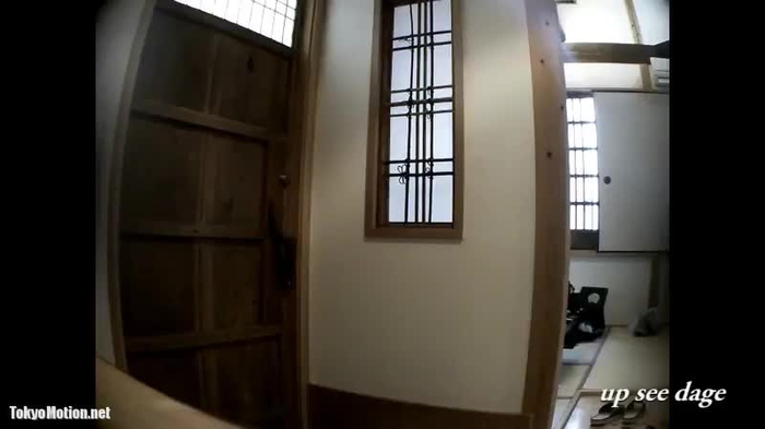 個人撮影 度胸あるな～↑↑全裸で宅配ピザを受け取る露出お姉さんww
