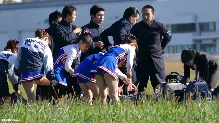 チアガール達のお着換え
