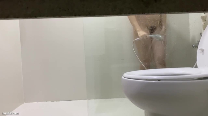voyeur shower 2