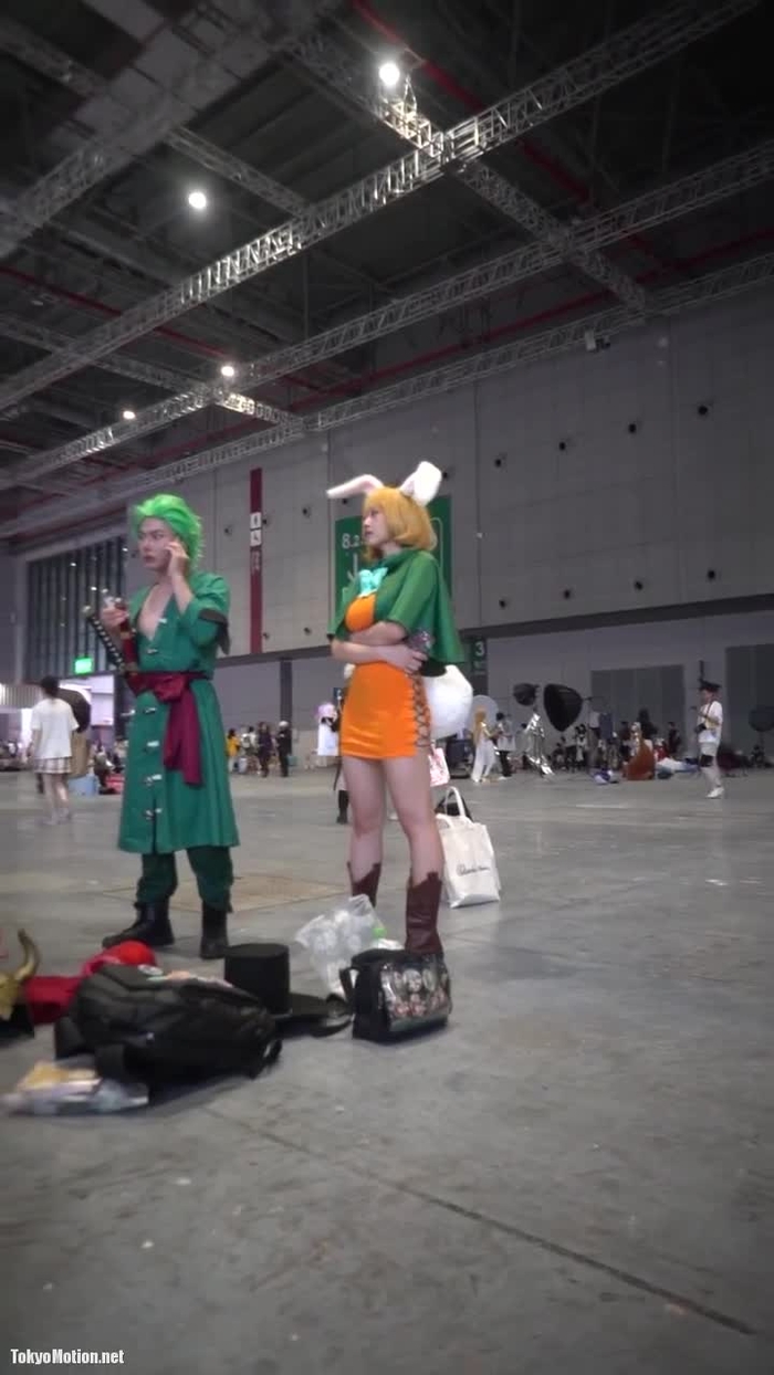 中国コスプレ ノーパン