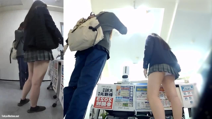 制服逆さ 1