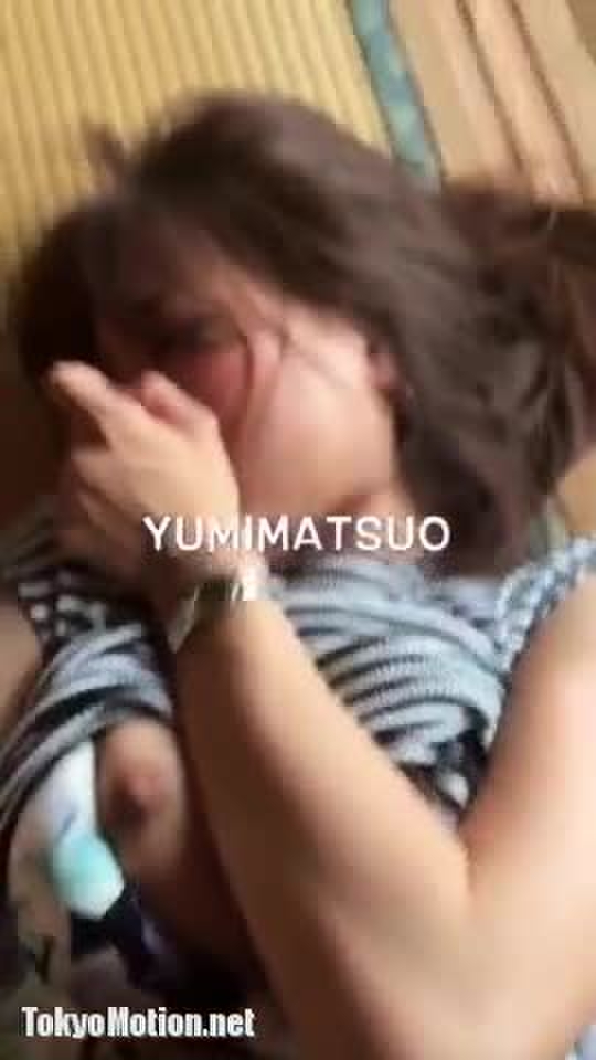 【無修正】不倫パイパン人妻と畳の上でファック