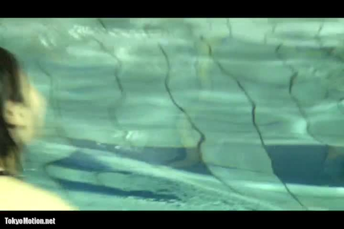 愛嬌ある色白ぽちゃ素人の水着 個人撮影 1