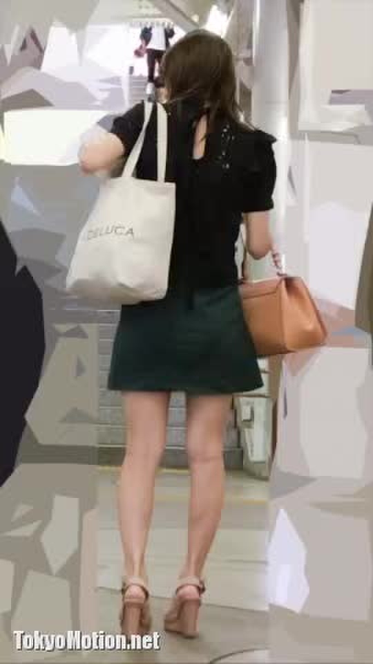 エグいくらい生白見えてるギャル