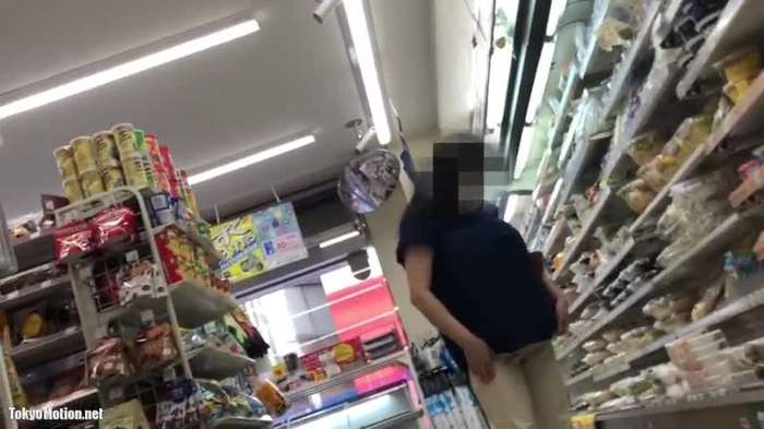 着衣爆乳 1