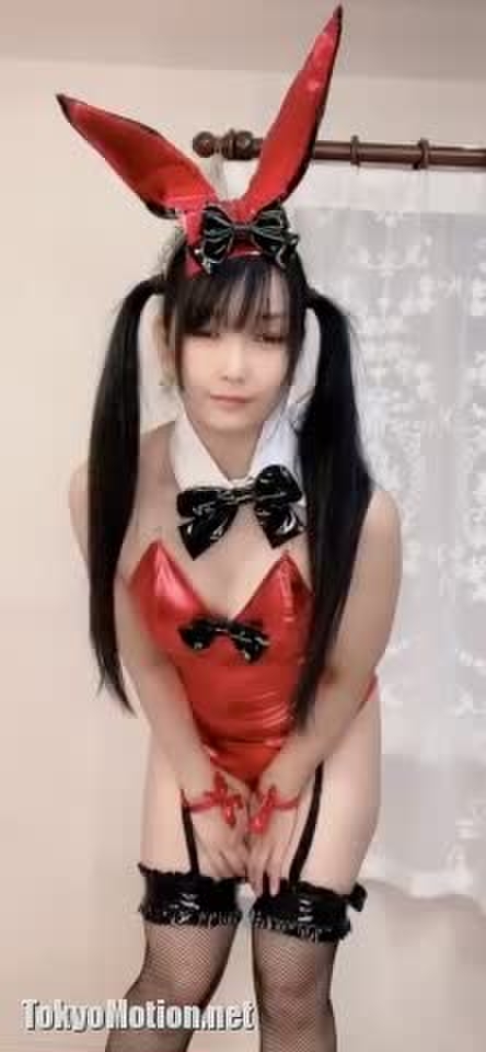 赤バニー①