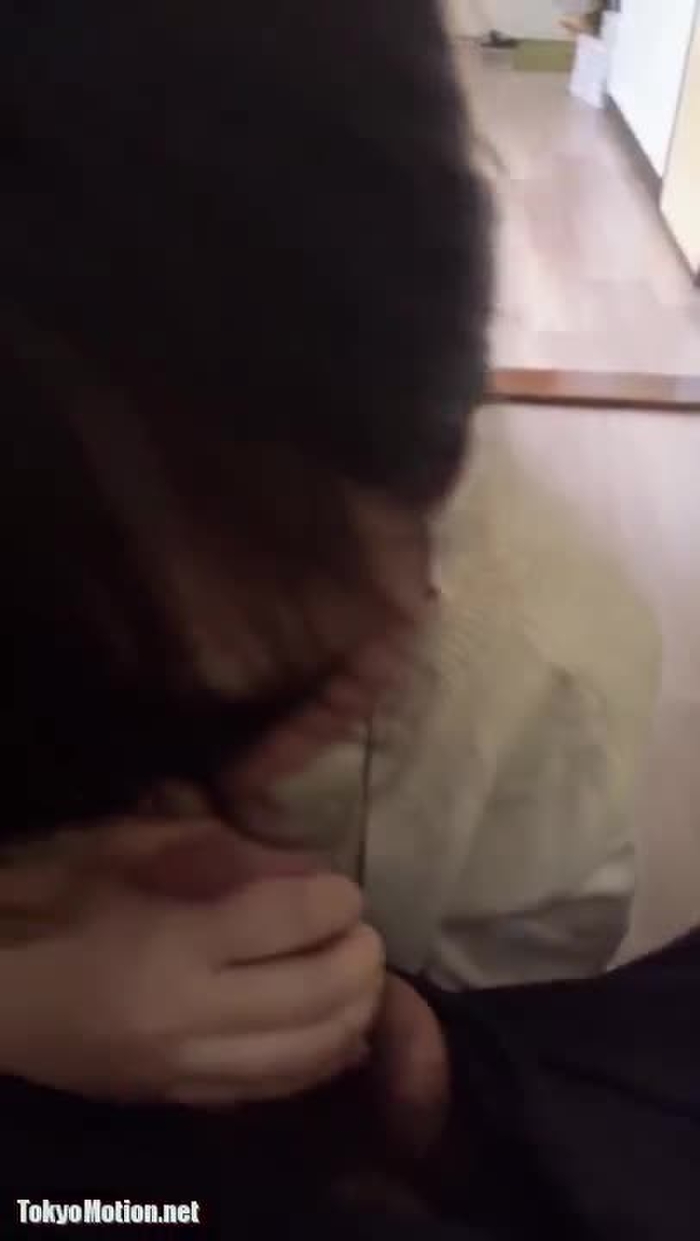 スマホ個人撮影 ぎこちないにも程があるww JD彼女の不慣れなご奉仕宅フェラ…w