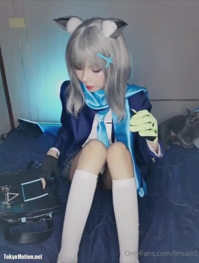 shiroko cosplay bluearchive