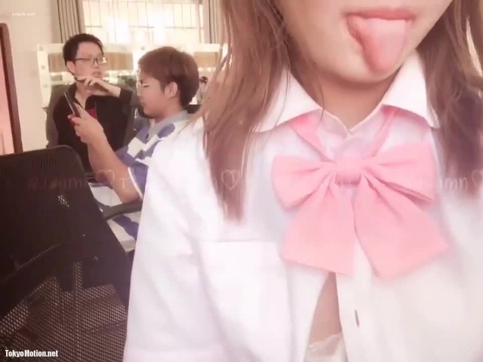 小鹿酱JK露出