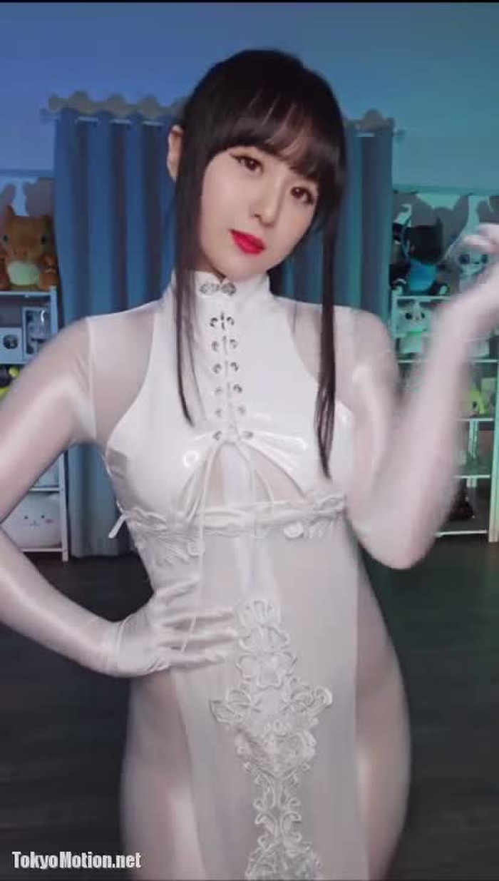 モナミサ 白ダンス