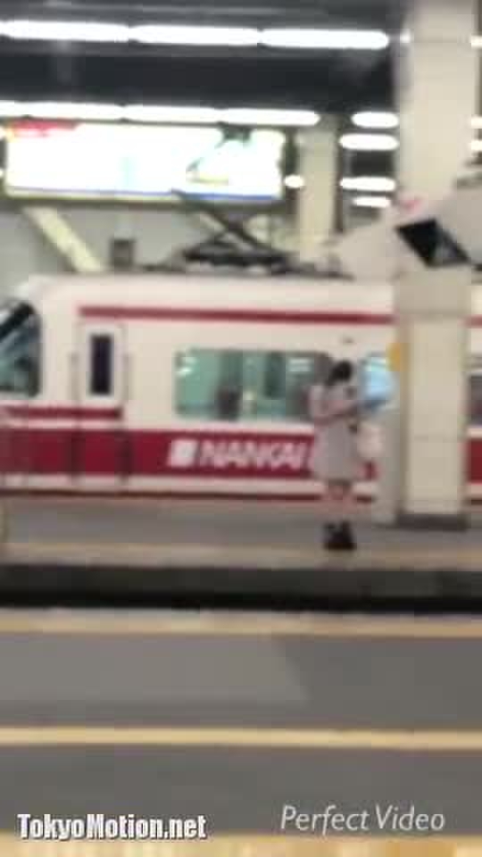 メイド系逆さ