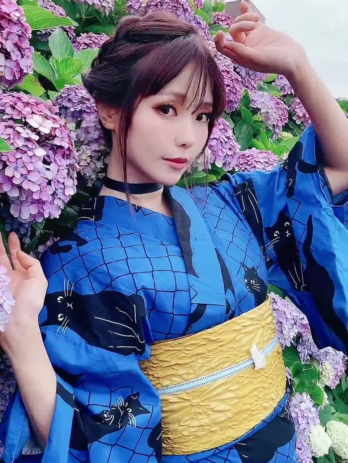 Ely✦ @Ely_eee 4