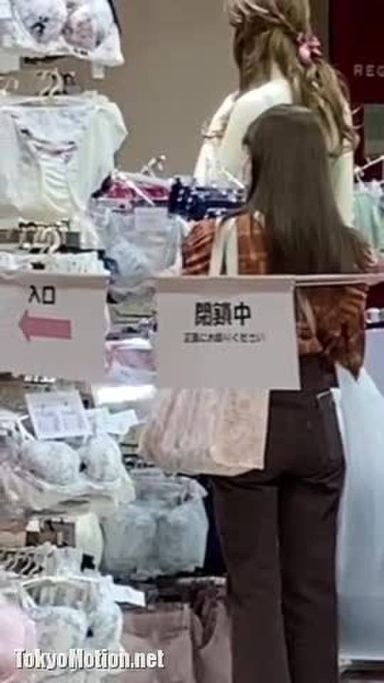 下着売り場 3