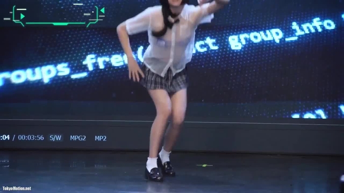 コスプレ 公共 セクシー ダンス