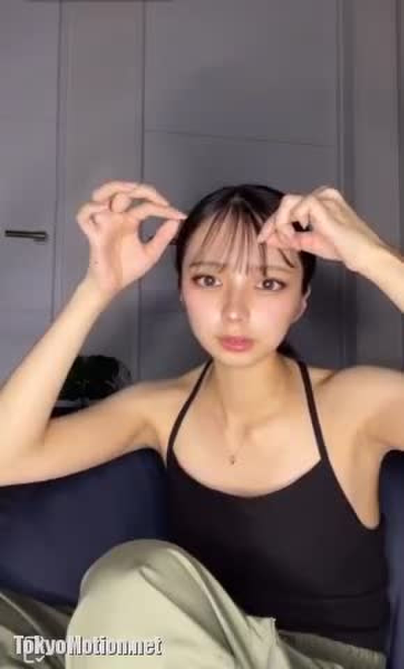 TikTokライブ 女子大生ポロリ①